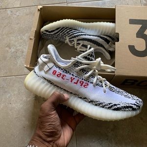 Yeezy v2 zebra AUTHENTIC